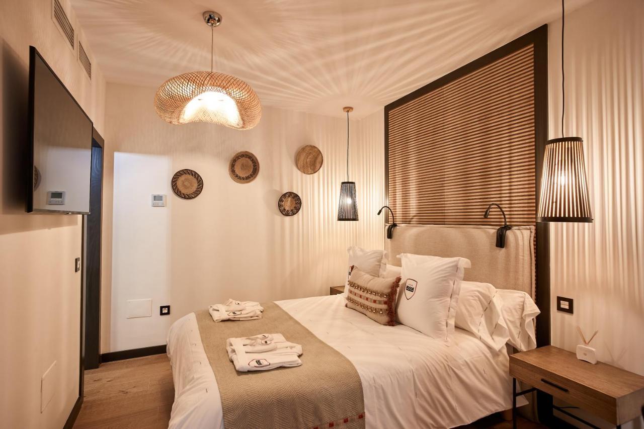 Hotel Santo Cristo La Ciudadela Marbella Bagian luar foto