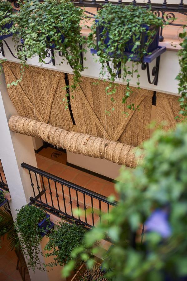 Hotel Santo Cristo La Ciudadela Marbella Bagian luar foto