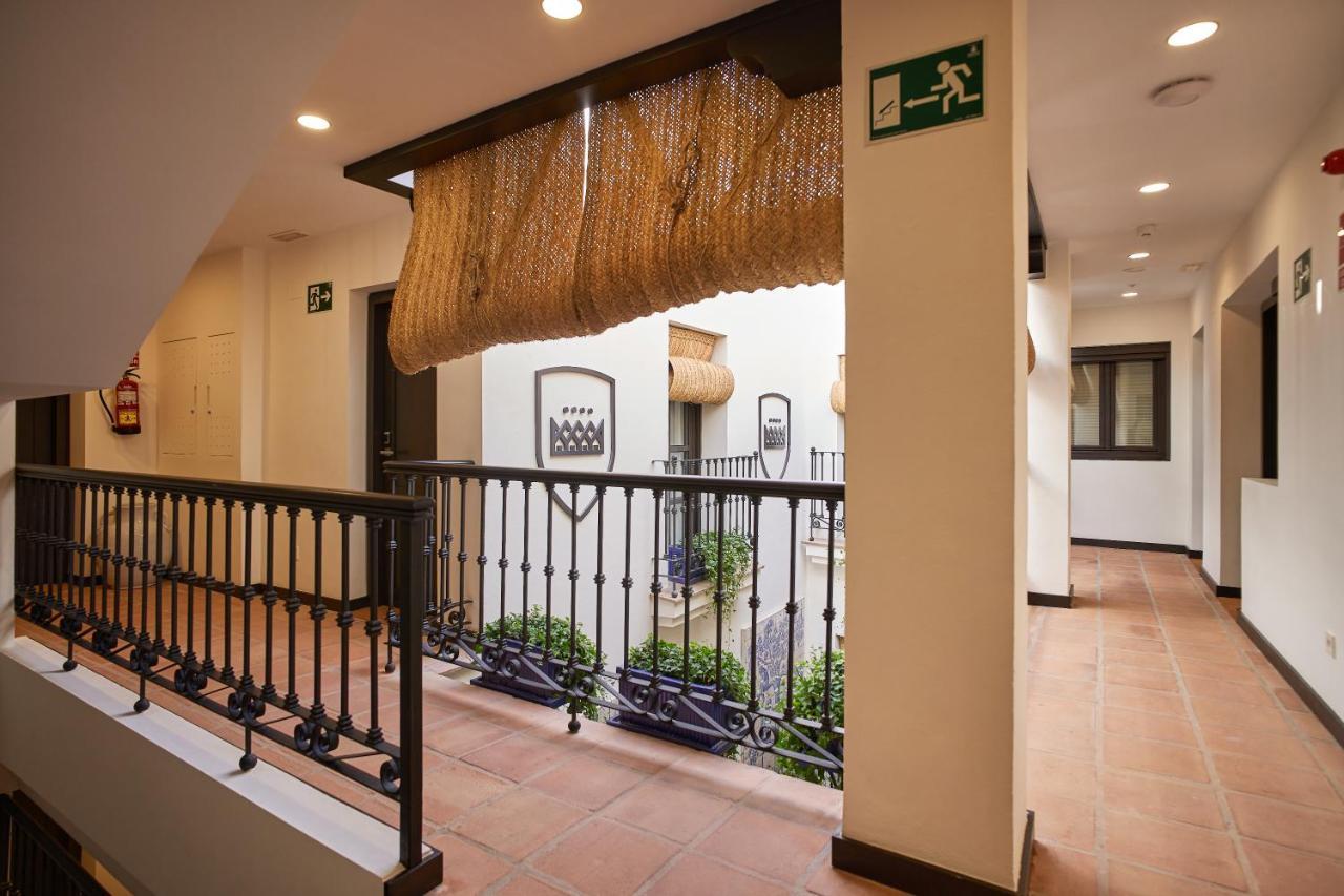 Hotel Santo Cristo La Ciudadela Marbella Bagian luar foto