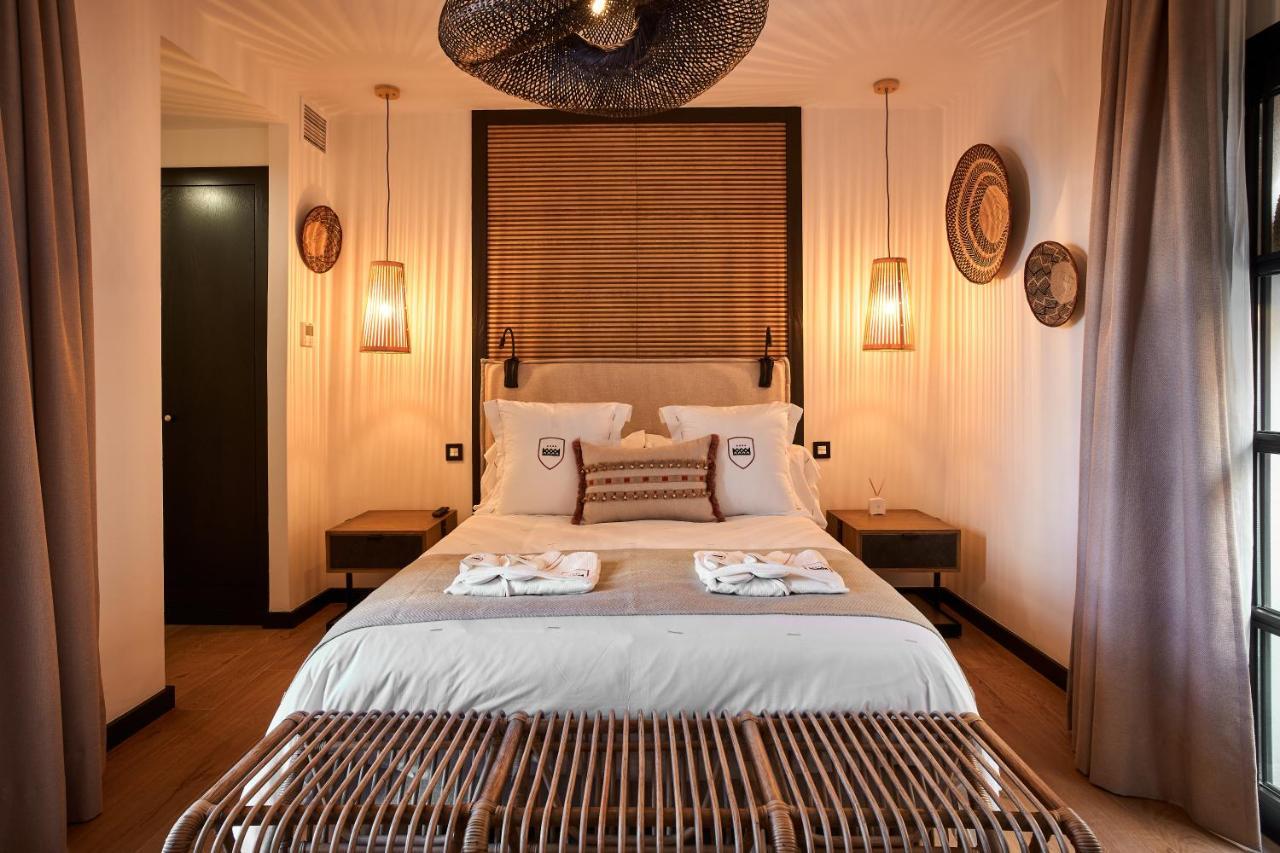 Hotel Santo Cristo La Ciudadela Marbella Bagian luar foto