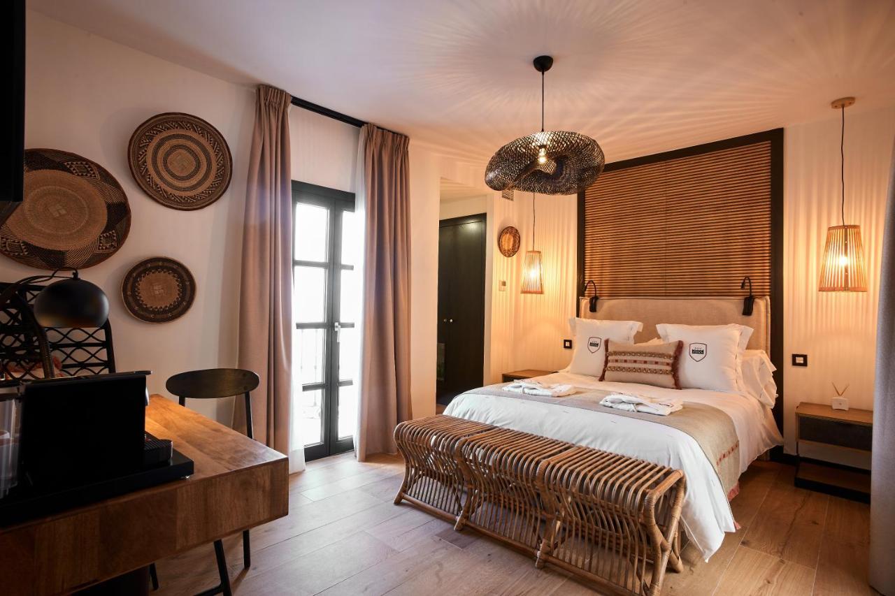 Hotel Santo Cristo La Ciudadela Marbella Bagian luar foto
